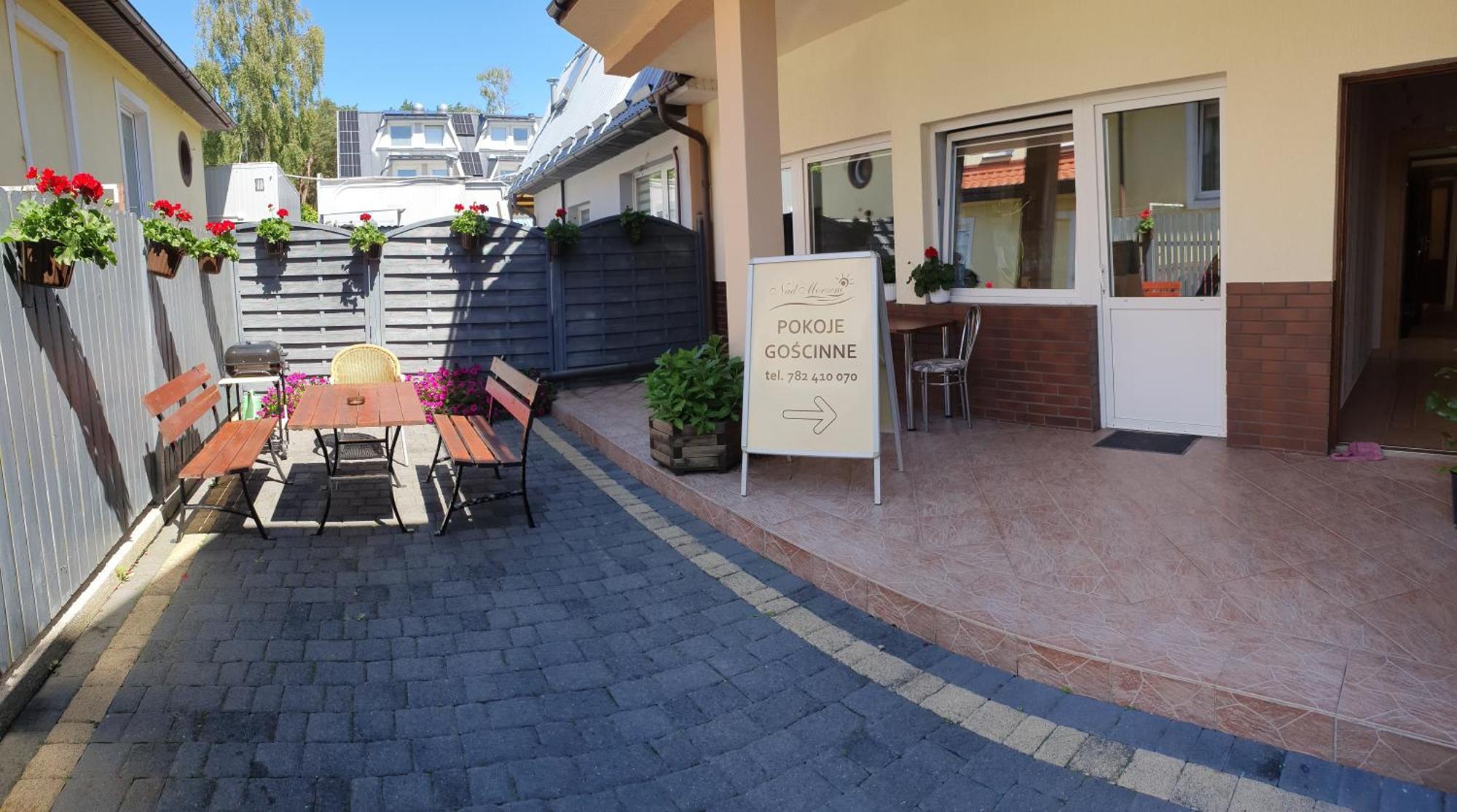 Pokoje Goscinne Nad Morzem Łeba Exterior foto