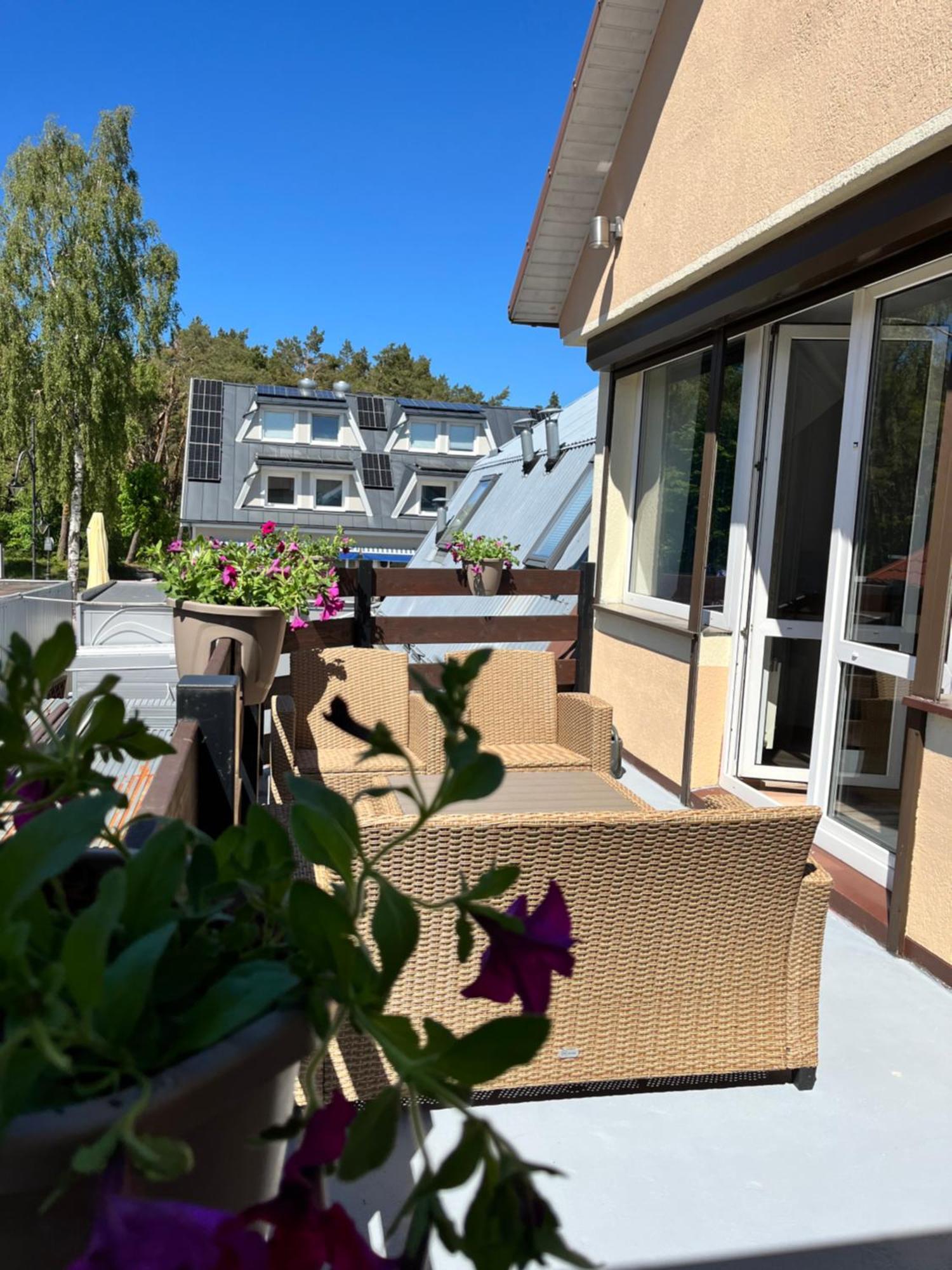 Pokoje Goscinne Nad Morzem Łeba Exterior foto